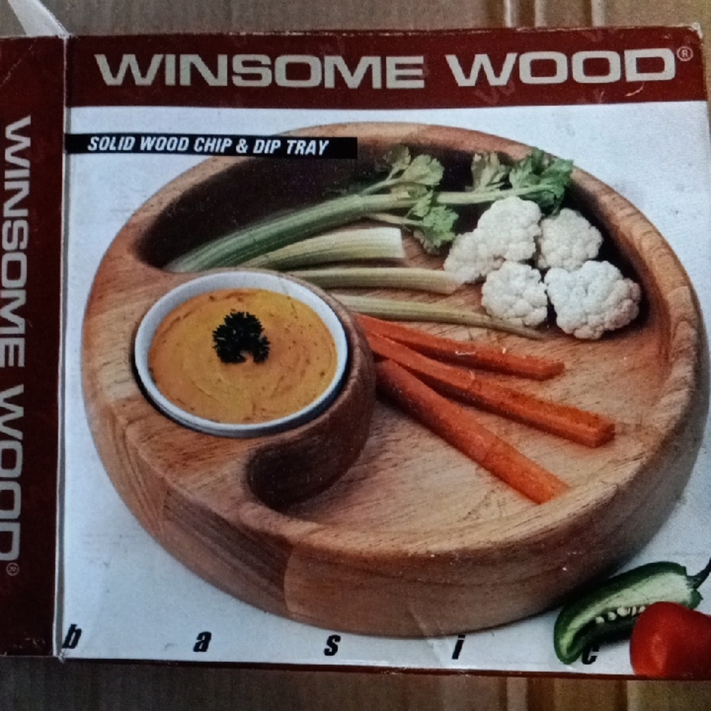 Winsome Wood Chip and Dip Tray